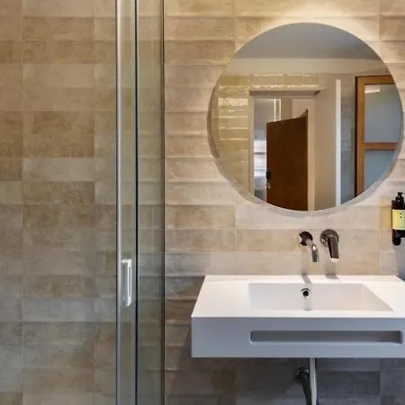 Appartamento Hanza Tower 2bdr & Sauna & Pool & Jacuzzi *